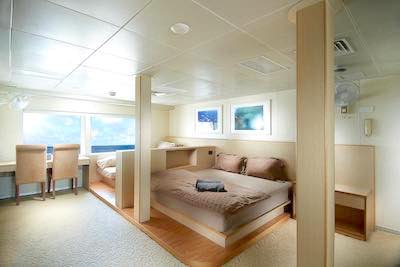 solitude-adventurer-4